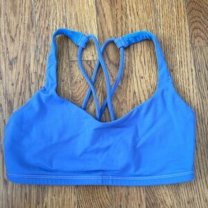 Lululemon free to be sports bra size 4 - purple